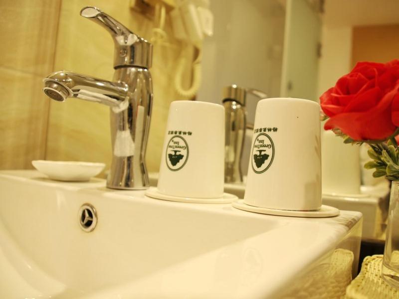 Greentree Inn Zhejiang Ningbo South Railway Station Express Hotel Zewnętrze zdjęcie